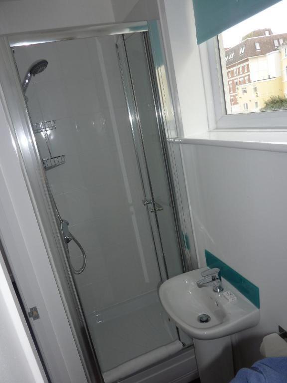 Serenity Hotel Bournemouth Bagian luar foto